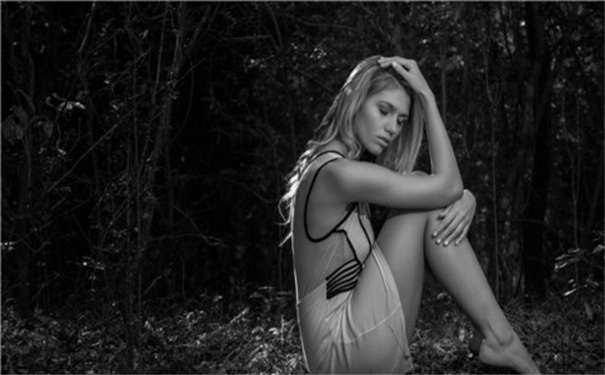 中文天堂最新版在线网 RMVB 下载免费功能测评：完整版没错!