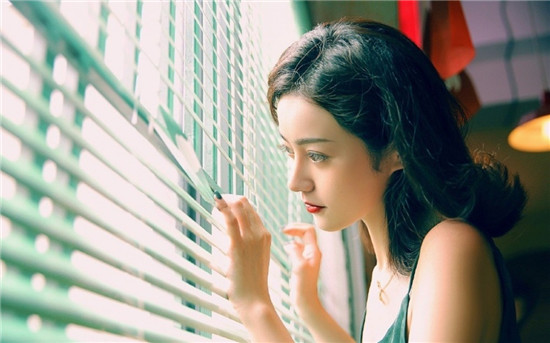 花儿6968t∨app直播下载:是一款完全免费好看的精彩视频直播平台