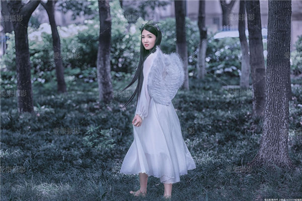 秋葵App污无限观看：一款视频质量非常优质的手机视频播放软件